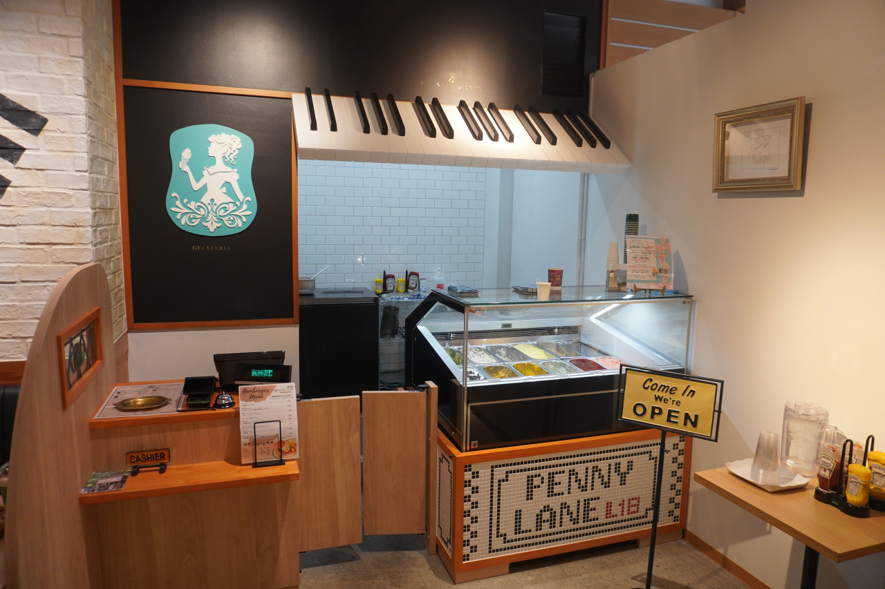 ベーカリー＆カフェ ペニーレイン　柏の葉店②